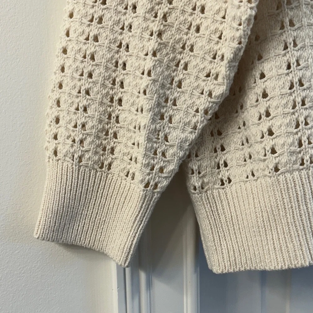 Universal Thread Cream V-Neck Sweater - Picture 3 of 5
